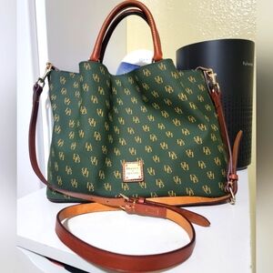 Dooney & Bourke - Gretta Brenna